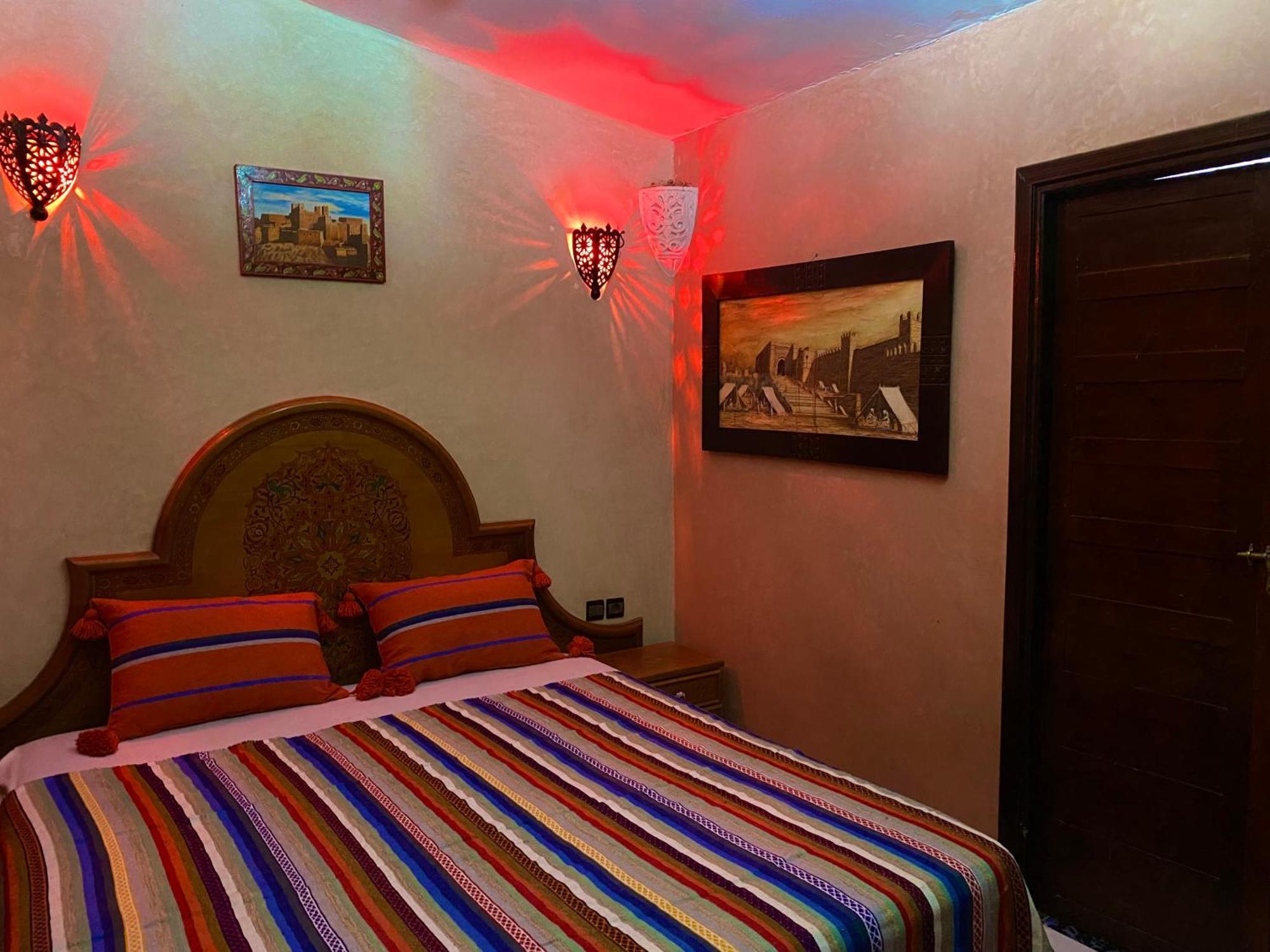 Riad Nezha Avec Jacuzzi Et 3 Piscines Au Coeur De Marrakesh Exterior foto